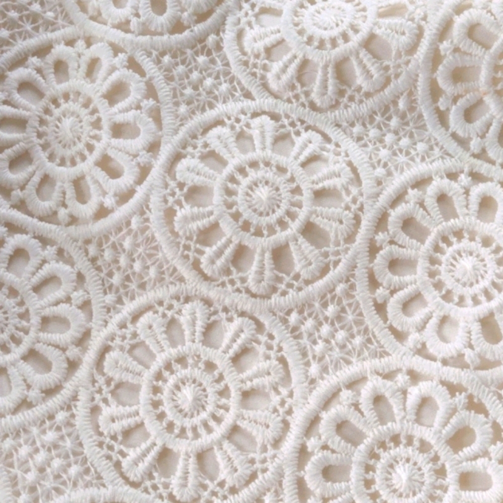 The Limited lace shorts - Picture 3 of 6
